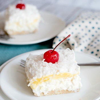 Pina Colada Lush Cake
