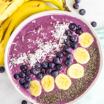 Blueberry Muffin Smoothie Bowl