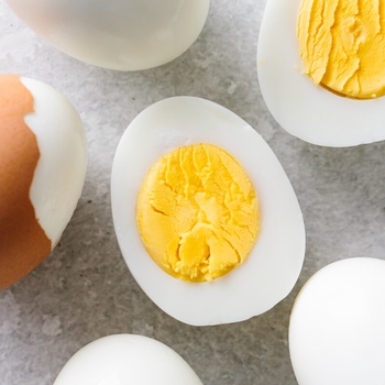 Hard Boiled Eggs (+ Easy Peel Tips)