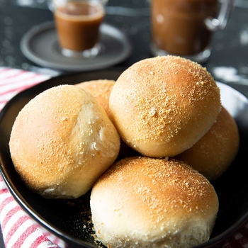 Filipino Bread Rolls (Pandesal)