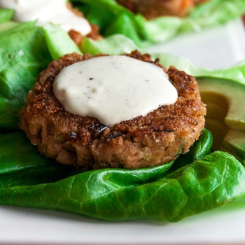 Whole30 Tuna Cakes with Lemon-Garlic Aioli
