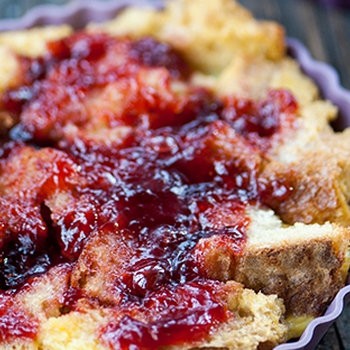 Strawberry jam cake