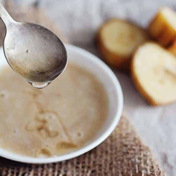 3 Homemade Honey Hair Masks for All Hair Types